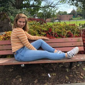 Meet your Posher, Jenna